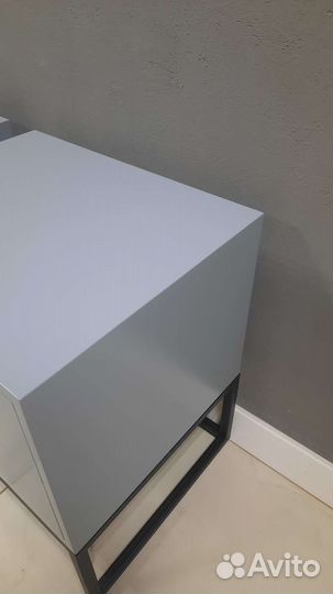 Тумба прикроватная