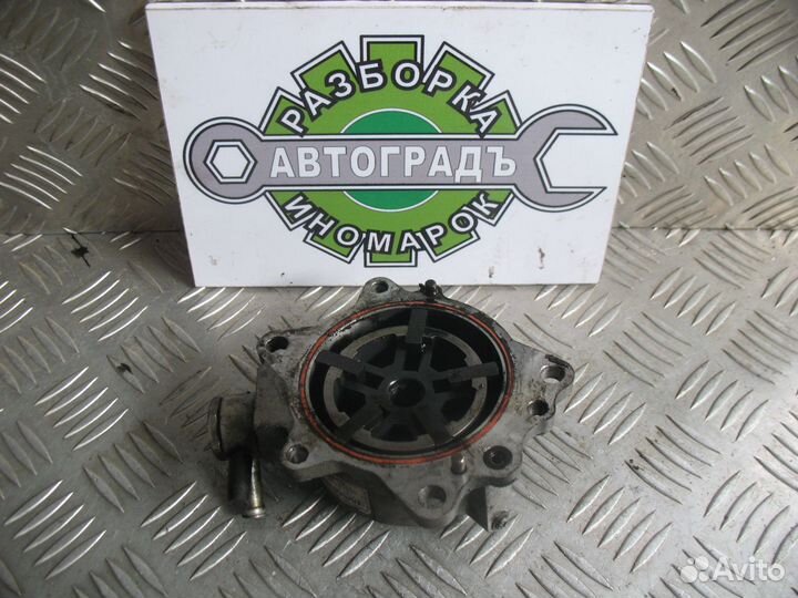 Насос вакуумный Nissan X-Trail T30 2.2