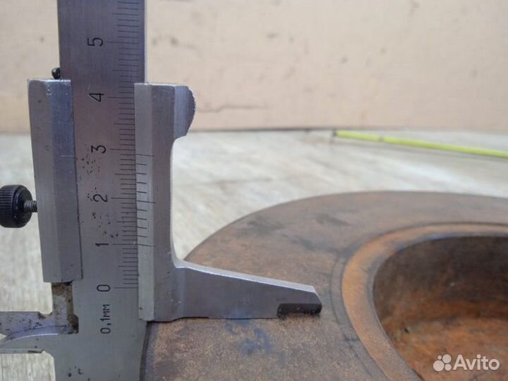 Диск тормозной задний Audi A4 B5 1.8 2000