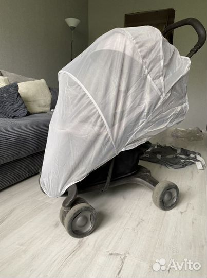 Коляска прогулочная nuna