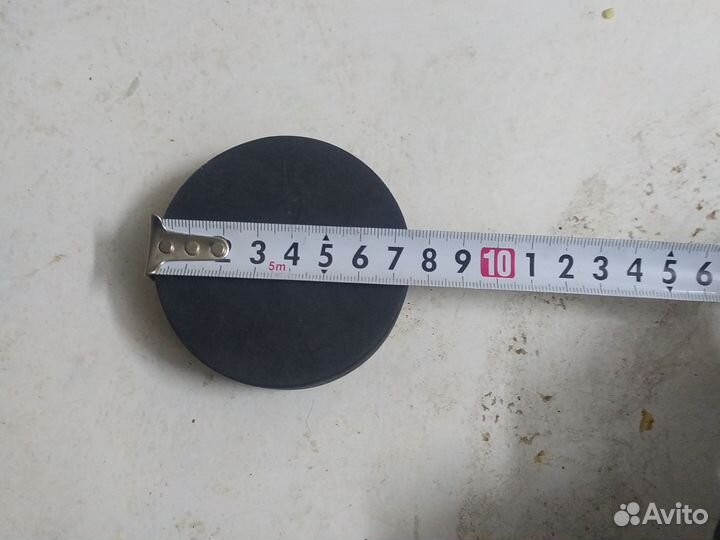 Шайба хоккейная бу