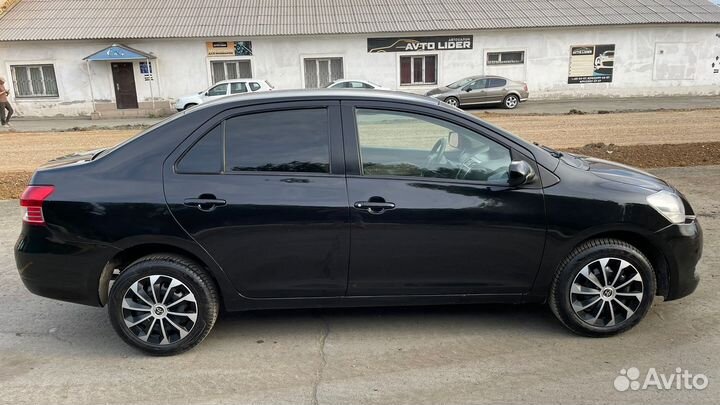 Toyota Yaris 1.5 AT, 2007, 274 638 км