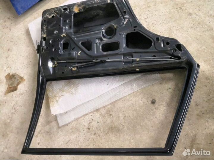 Дверь задняя левая Mercedes-Benz E S124