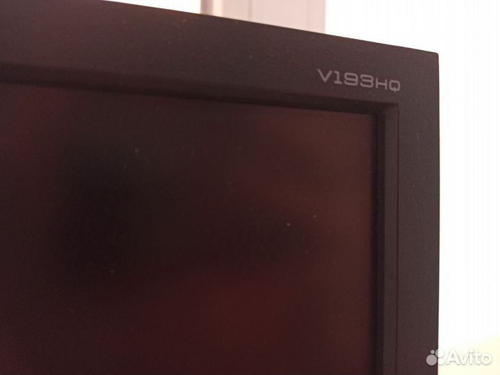 Монитор Acer V193HQ
