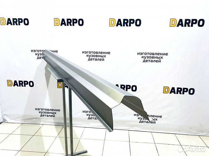 Пороги для Toyota Corolla 120 2000-2007 (E120, E130)