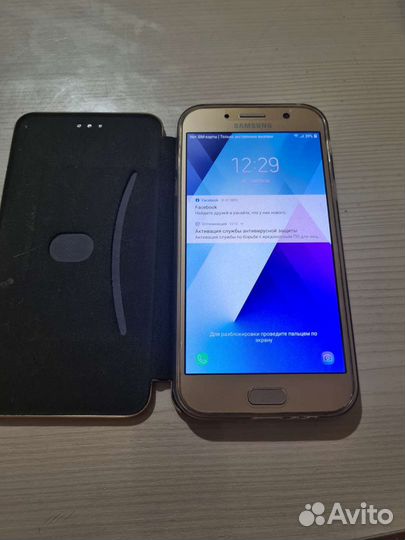 Телефон Samsung galaxy A7 2017