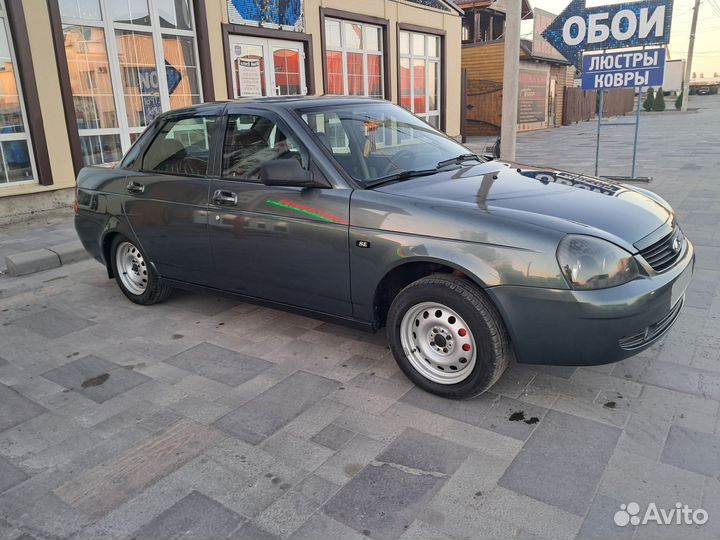 LADA Priora 1.6 МТ, 2010, 180 000 км