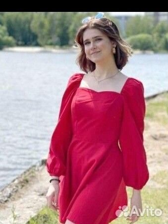 Помощник дизайнера, дизайнер, конструктор-модельер