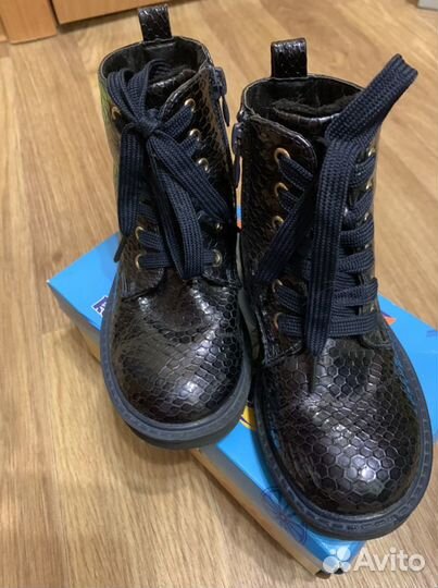 Ботинки для девочки