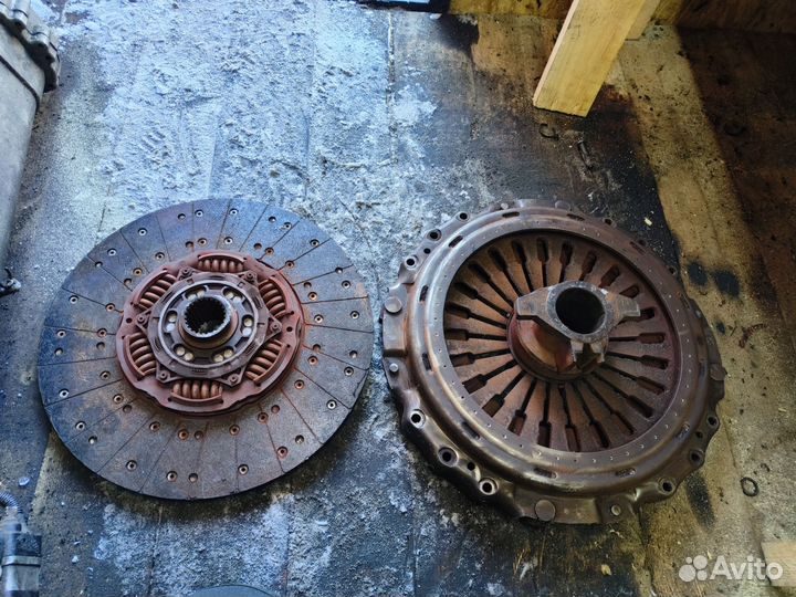 Корзина сцепления в сборе Scania 3 серии