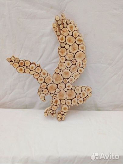 Панно из можжевельника