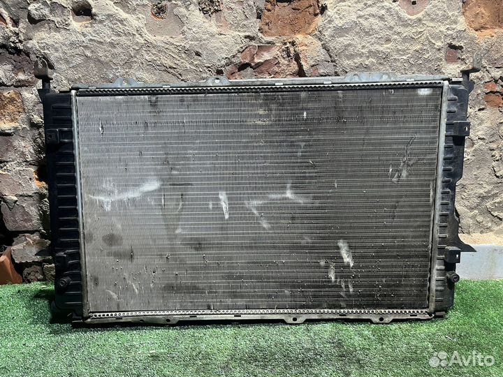 Радиатор основной Ауди 100С4 Audi 100C4 2.3