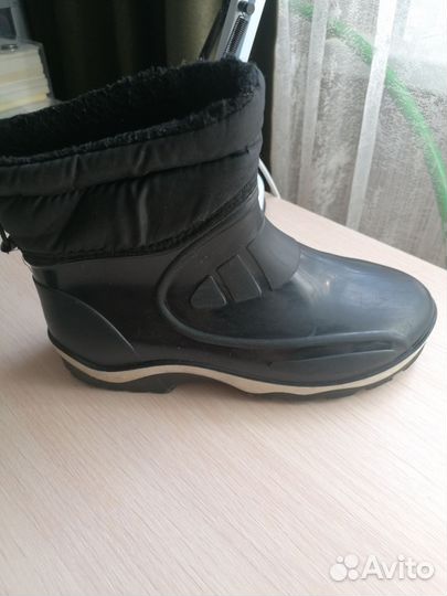 Резиновые сапоги