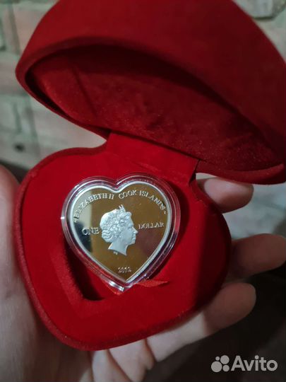Монета из драгоценного металла
