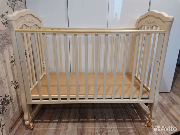 Детская кроватка-качалка Гандылян Шарлотта