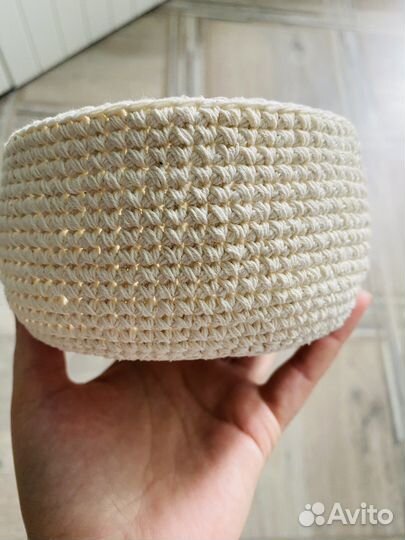 Корзинка вязаная