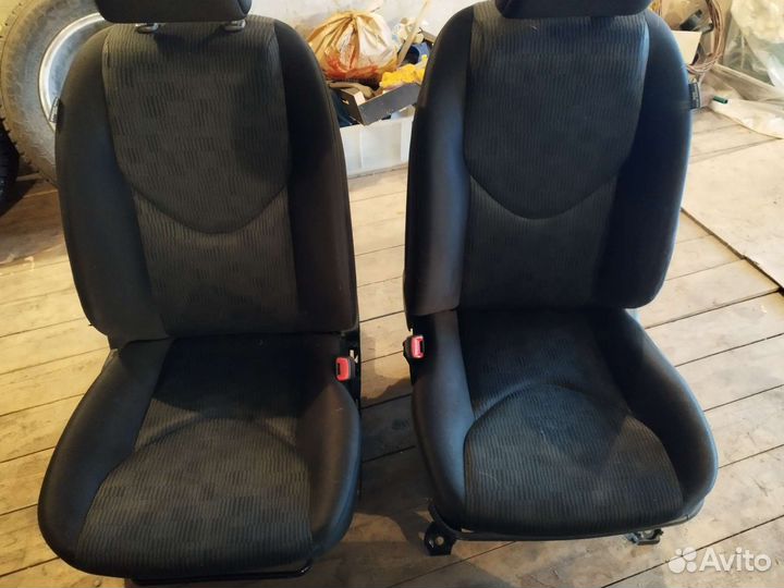 Комплект сидений Toyota RAV 4 30, 2011 г