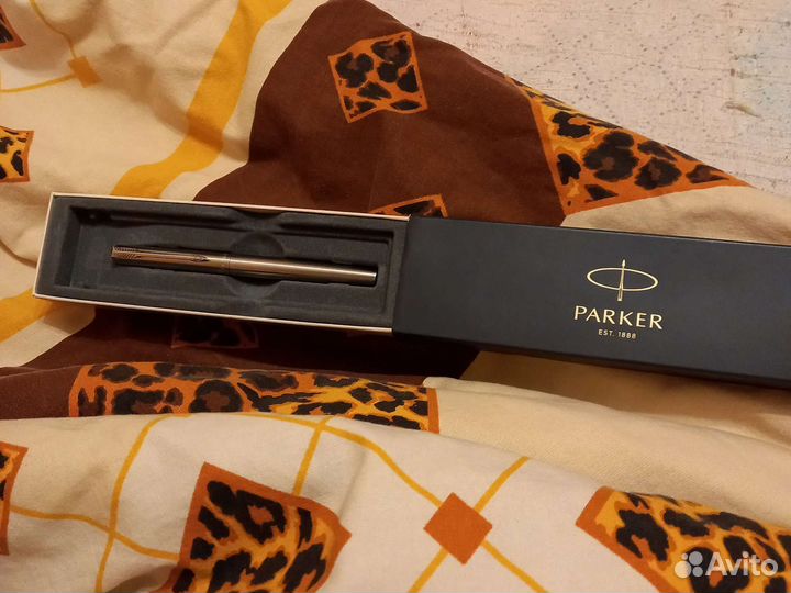Перьевая ручка паркер