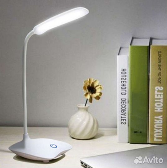 Лампа настольная