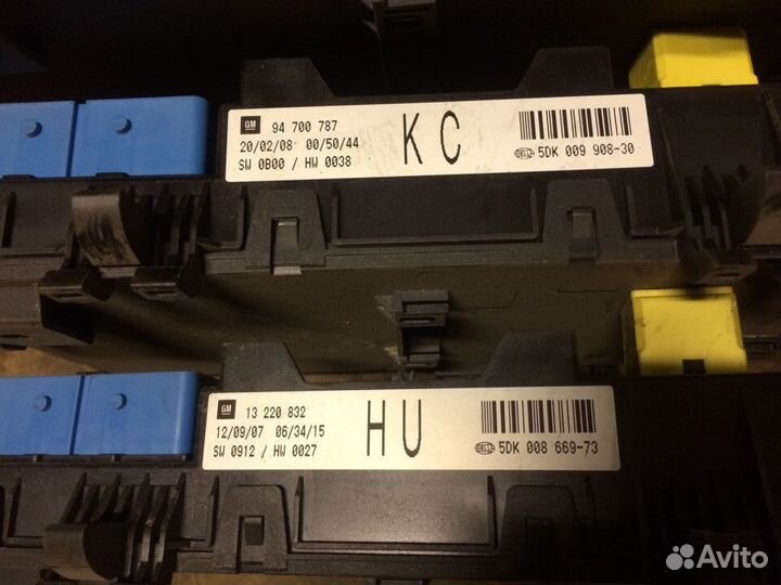 Блок предохранителей задний Astra H, Zafira B