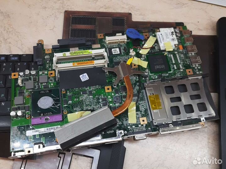 Ноутбук asus на запчасти