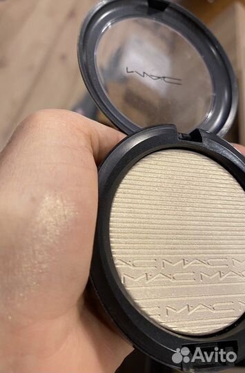 Пудра с эффектом сияния MAC