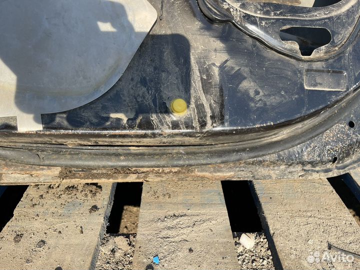 Задняя правая дверь byd f3 bad bud бад ф3