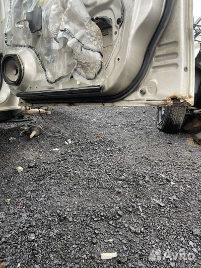 Дверь мазда 626 GF