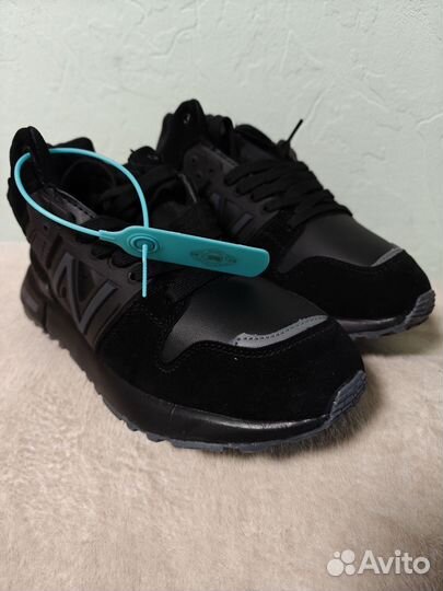 Мужские зимние кроссовки new balance