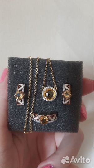 Комплект из серег, кольца, колье