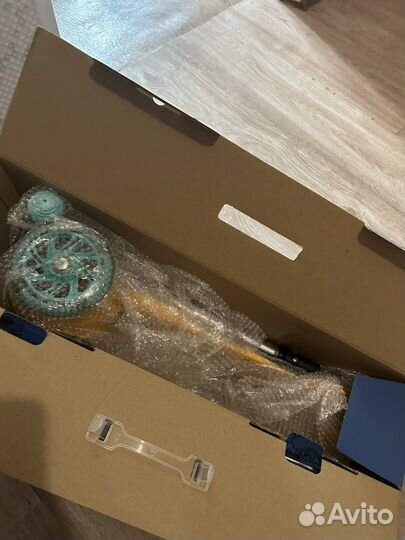 Продам новый самокат