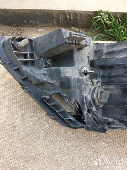 Фара передняя левая рестайл с линзой Hyundai-Kia