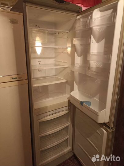 Холодильник LG,Nofrost