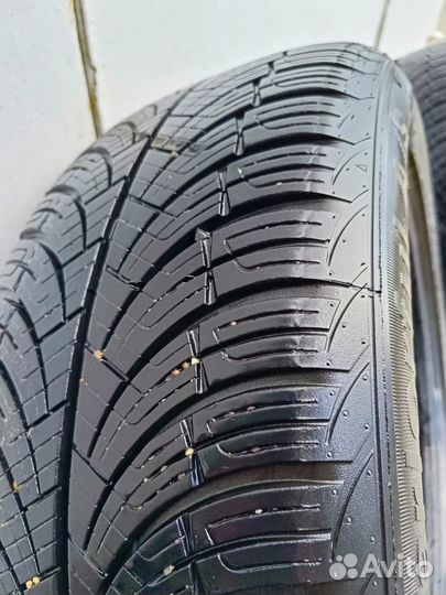 Accelera 651 225/50 R17