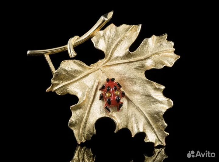 Брошь Coro и Sarah Coventry