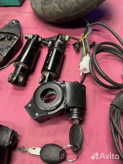 Запчасти для электросамоката Kugoo M4