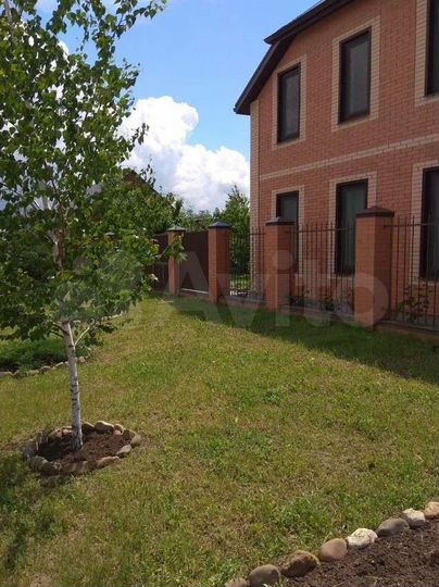 Дом 252 м² на участке 7,5 сот.