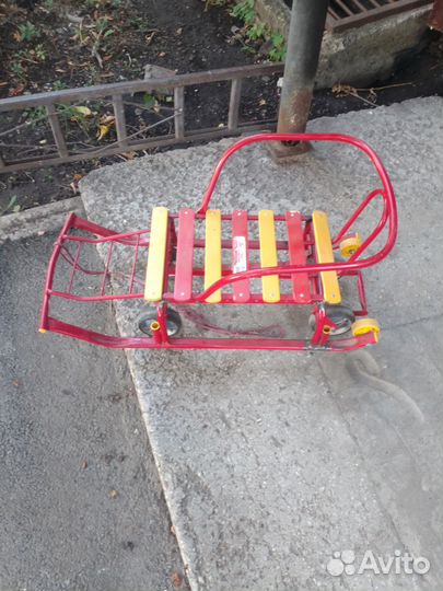 Детские санки