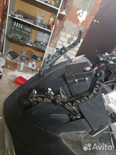 Кронштейн стекла BMW R 1200RT