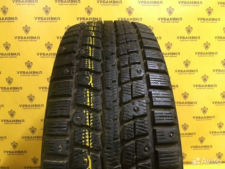 Dunlop SP Winter Ice 01 215/60 R16 95T