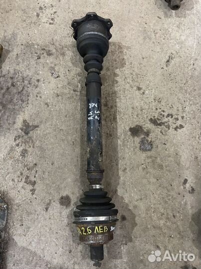 Привод передний ауди а4б5 2.6 бензин А4 Б5