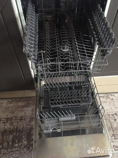 Посудомоечная машина Electrolux 45