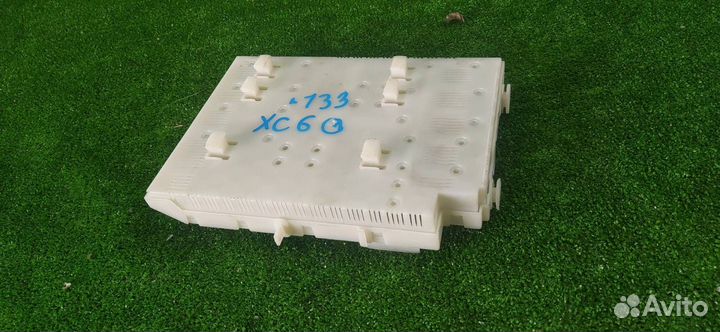Блок предохранителей сем Volvo Xc60 B4204T6 2012
