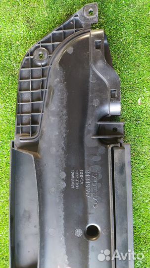 Воздуховод радиатора Volvo V40 B5204T9 2013