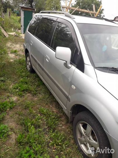 Mitsubishi Space Wagon, 2003