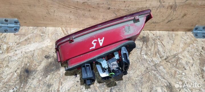 Фонарь внутренний левый Audi A5 Sport back