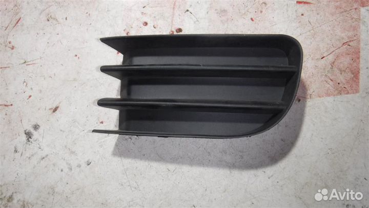 Решетка в бампер левая Renault Megane II 2002-2009