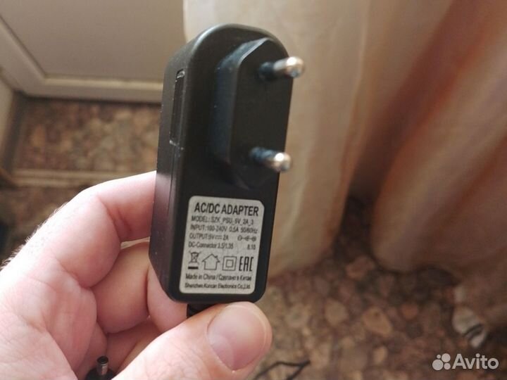 AC/DC Блок питания универсальный 5В 2А