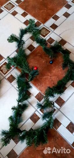Новогодняя ёлка искусственная лиана,венок хвойный