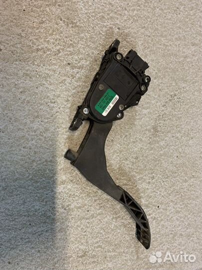 Педаль газа skoda fabia 1